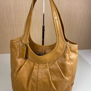 Coach Ergo Pleated Leather Tote 12240 Camel Full Grain Hobo Bag EUC